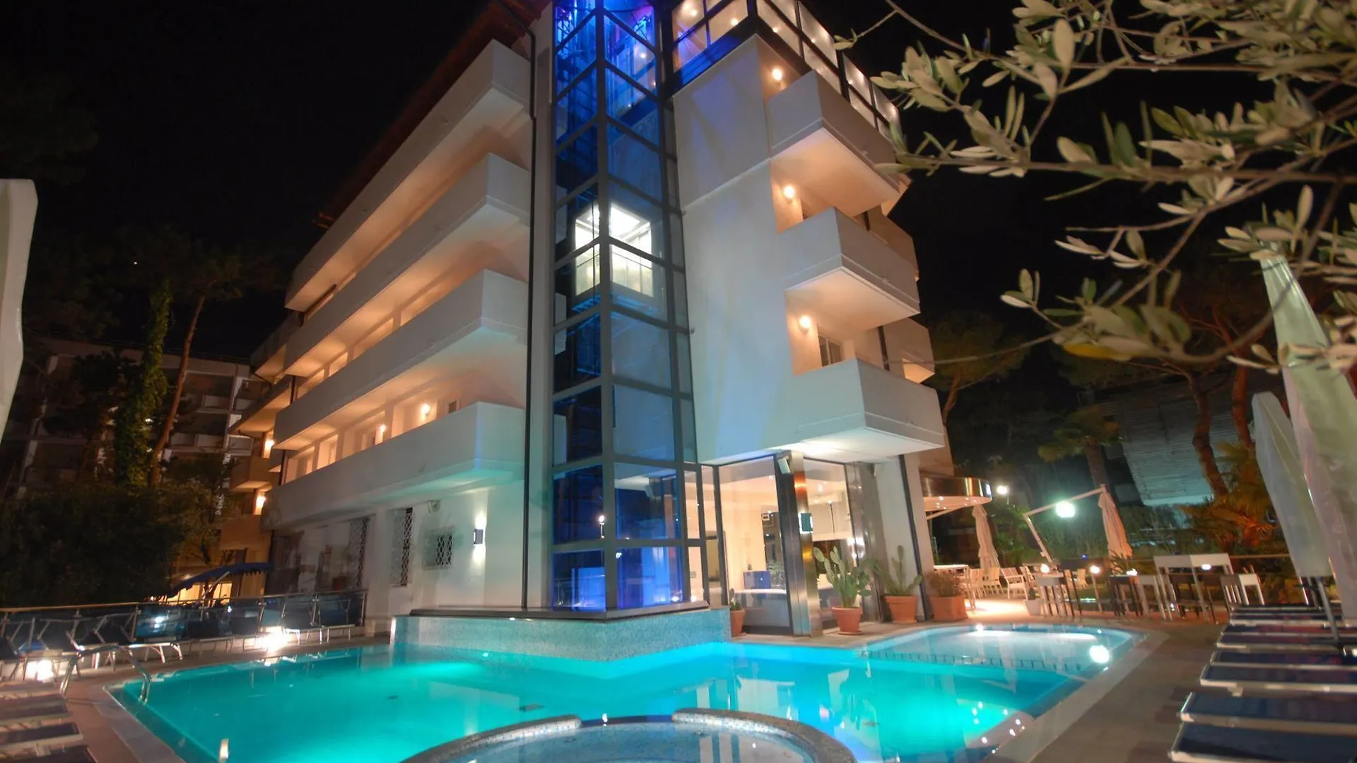 4 Hotel a 4 Stelle a Lignano Pineta da Conoscere