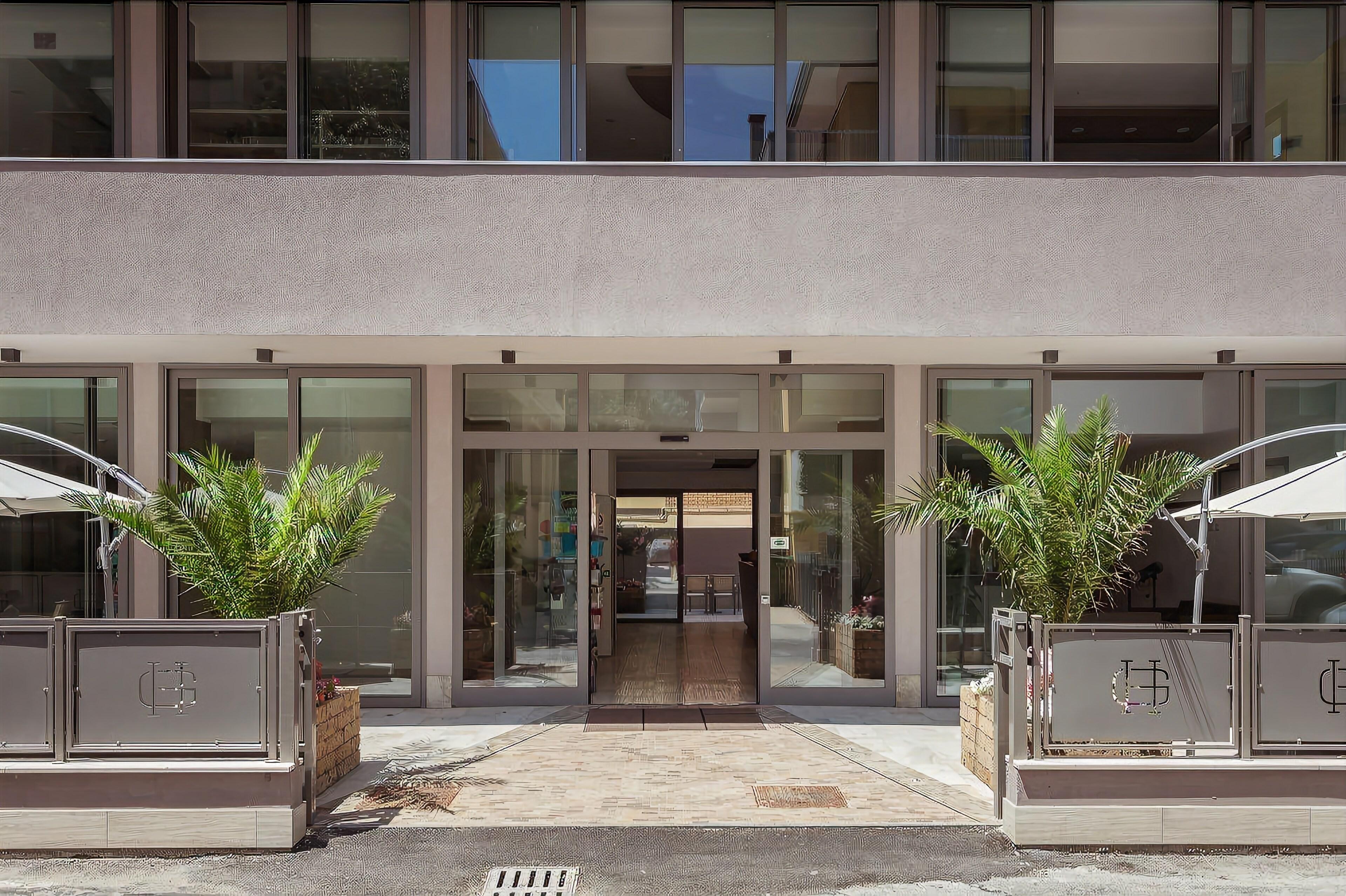 13 Hotel con Spa a Marina Centro per un Soggiorno Rilassante
